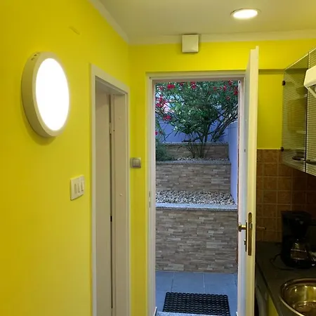 Апартаменти Opatija Central Studio Apartment Опатія