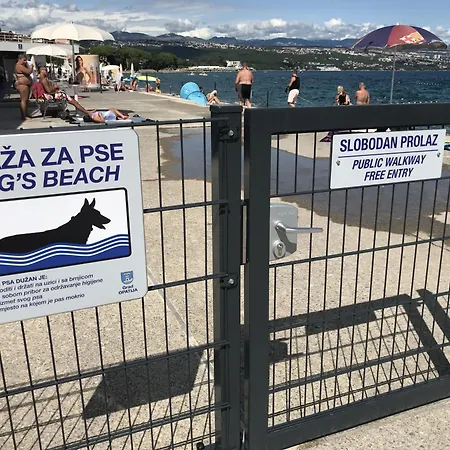 Opatija Central Studio Apartment アパート オパティヤ