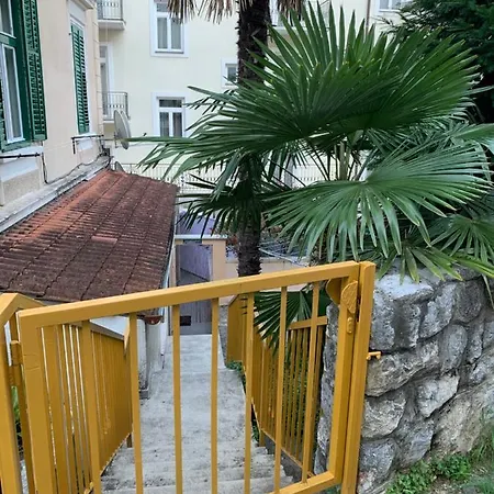 Lägenhet Opatija Central Studio Apartment *