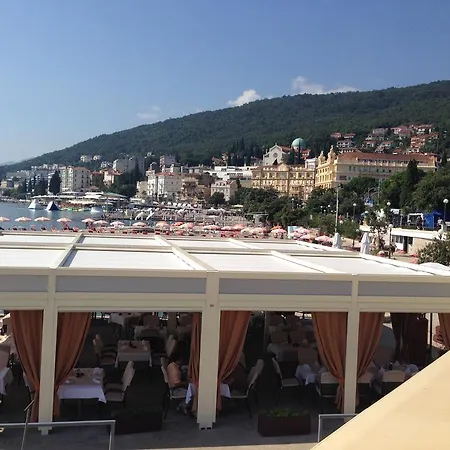 Lägenhet Opatija Central Studio Apartment