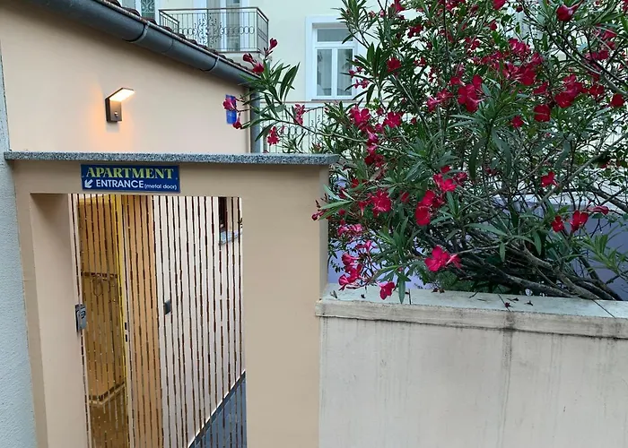 Opatija Central Studio Apartment * Opatija